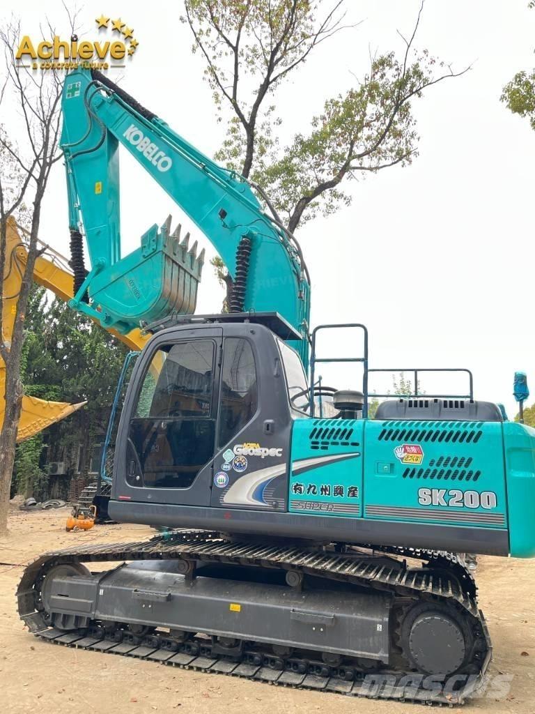 Kobelco SK 200 Roomikekskavaatorid
