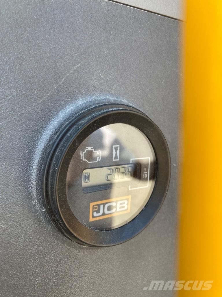 JCB 140 X Roomikekskavaatorid