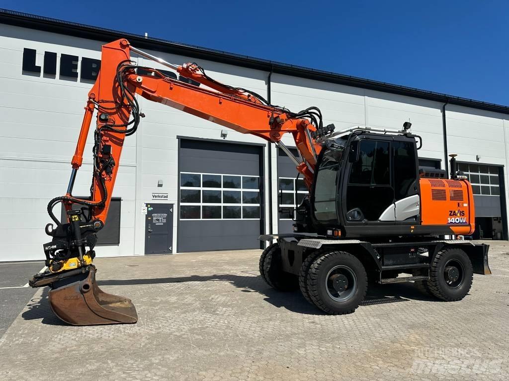Hitachi ZX 140 W-6 Ratasekskavaatorid