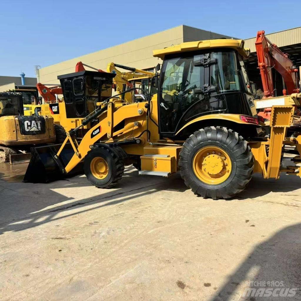CAT 420 F Ekskavaatorlaadurid