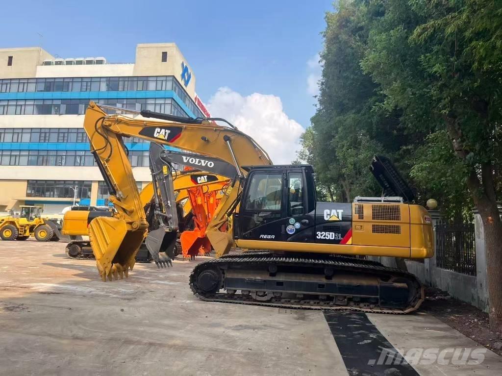 CAT 325 D L Roomikekskavaatorid