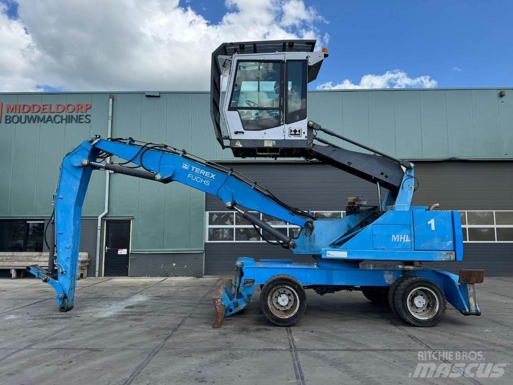 Fuchs MHL 320 Materjalikäitlusmasinad