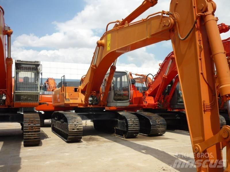 Hitachi EX 550-5 Roomikekskavaatorid