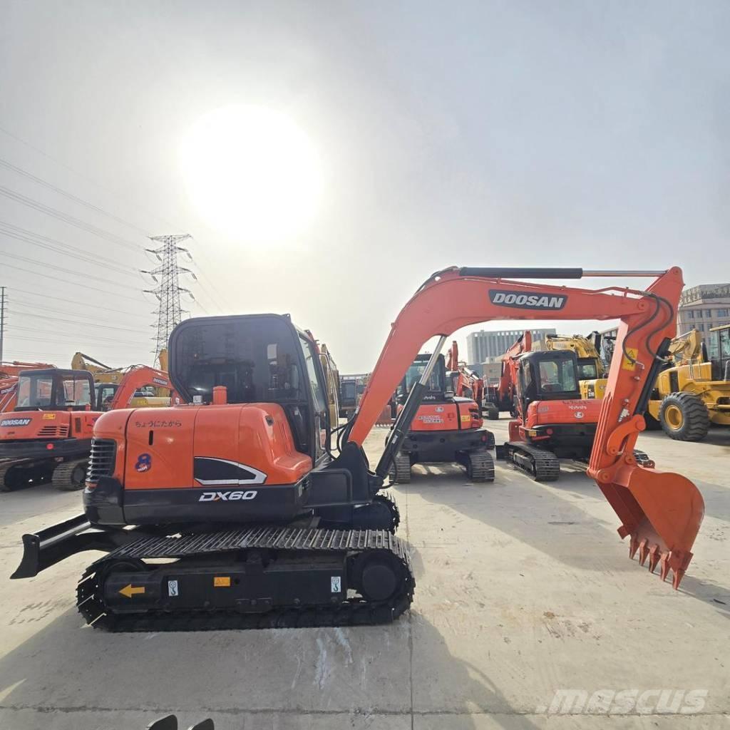 Doosan DX 60 Miniekskavaatorid < 7 t