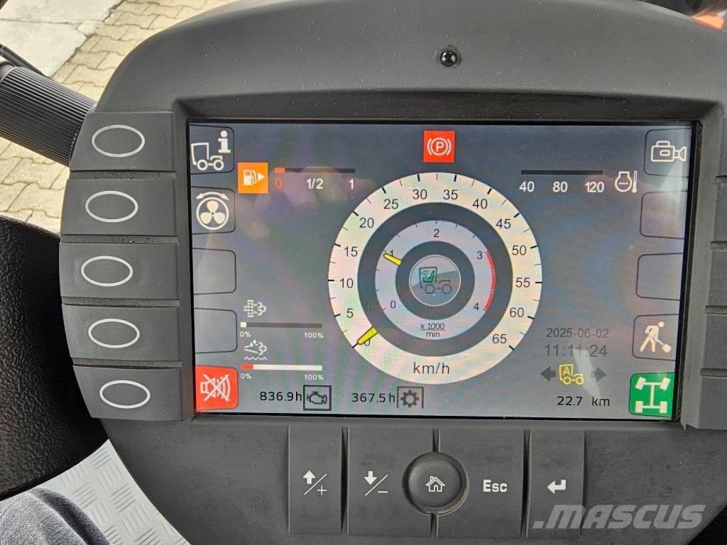 Kärcher MC250 Tänavapuhastusmasinad