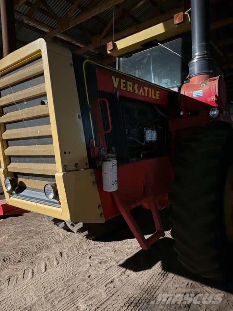 Versatile 835 Traktorid