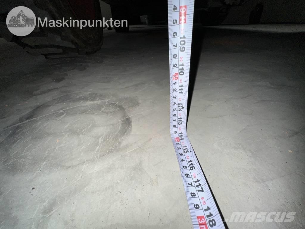 SkyJack SJ 8841 Käärtõstukid