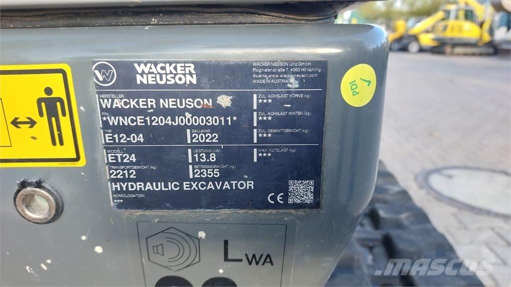 Wacker Neuson ET24 Roomikekskavaatorid