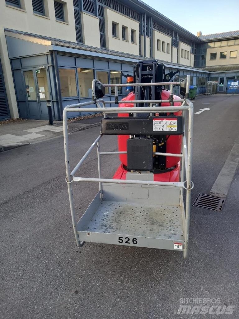 Manitou 100 VJR Vertikaalsed mast tõstukid