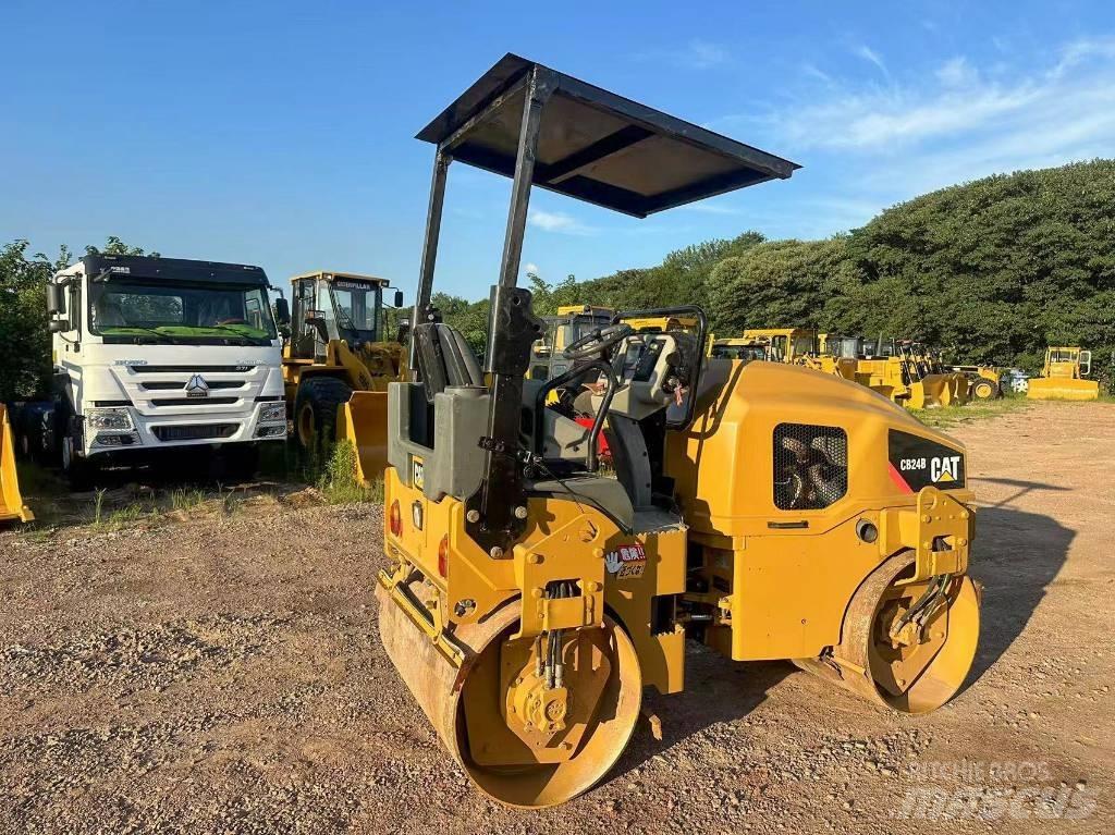CAT CB 24 B Tandemrullid