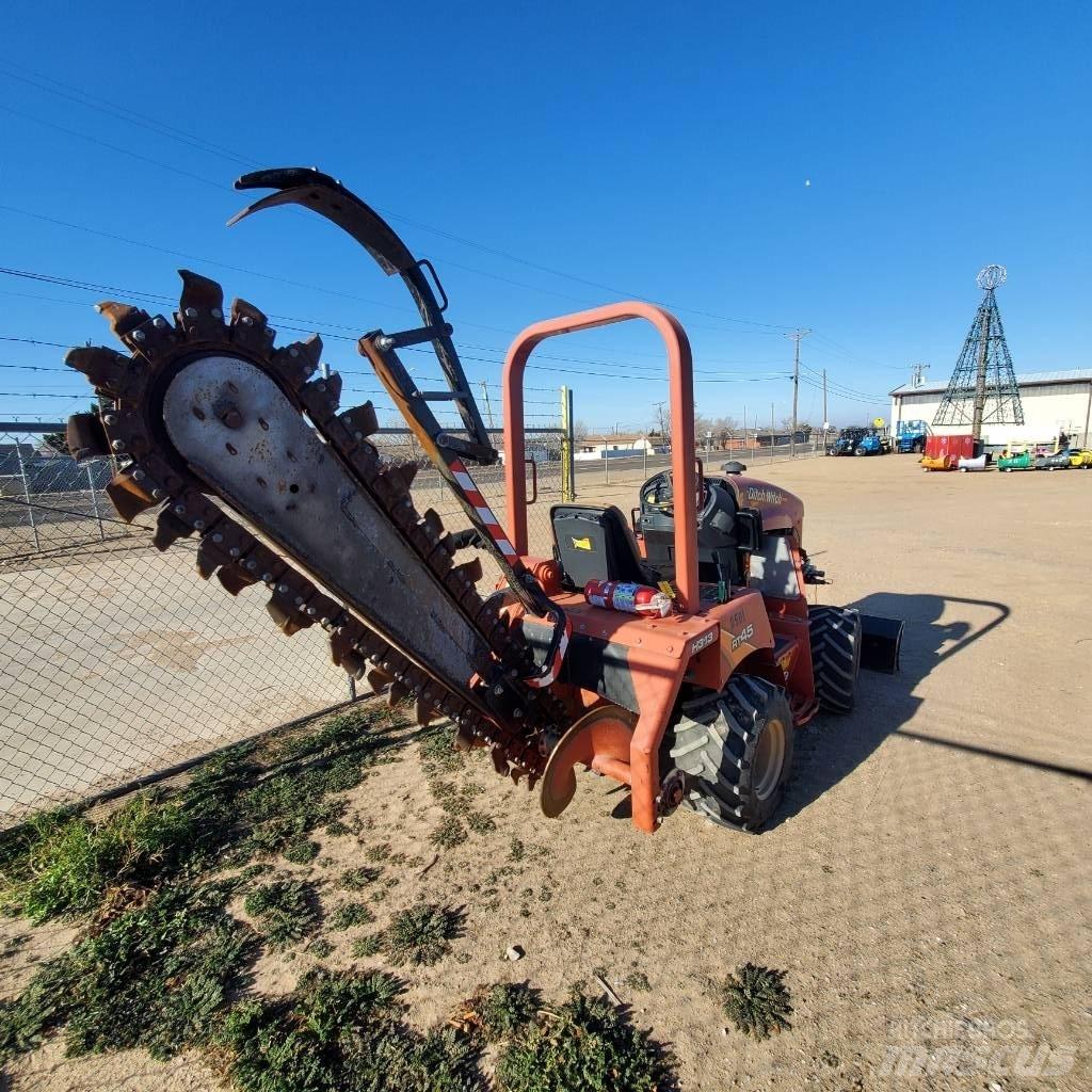 Ditch Witch RT 45 Pinnaselõikurid