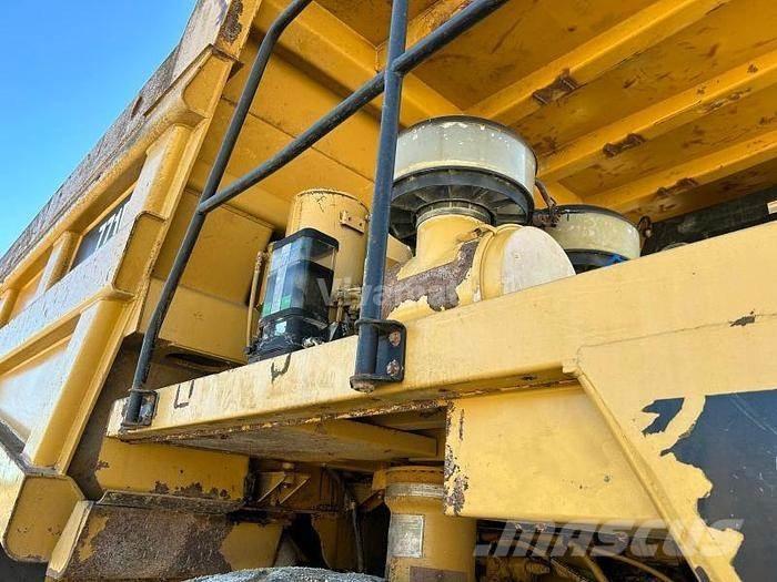 CAT 771D Väikekallurid