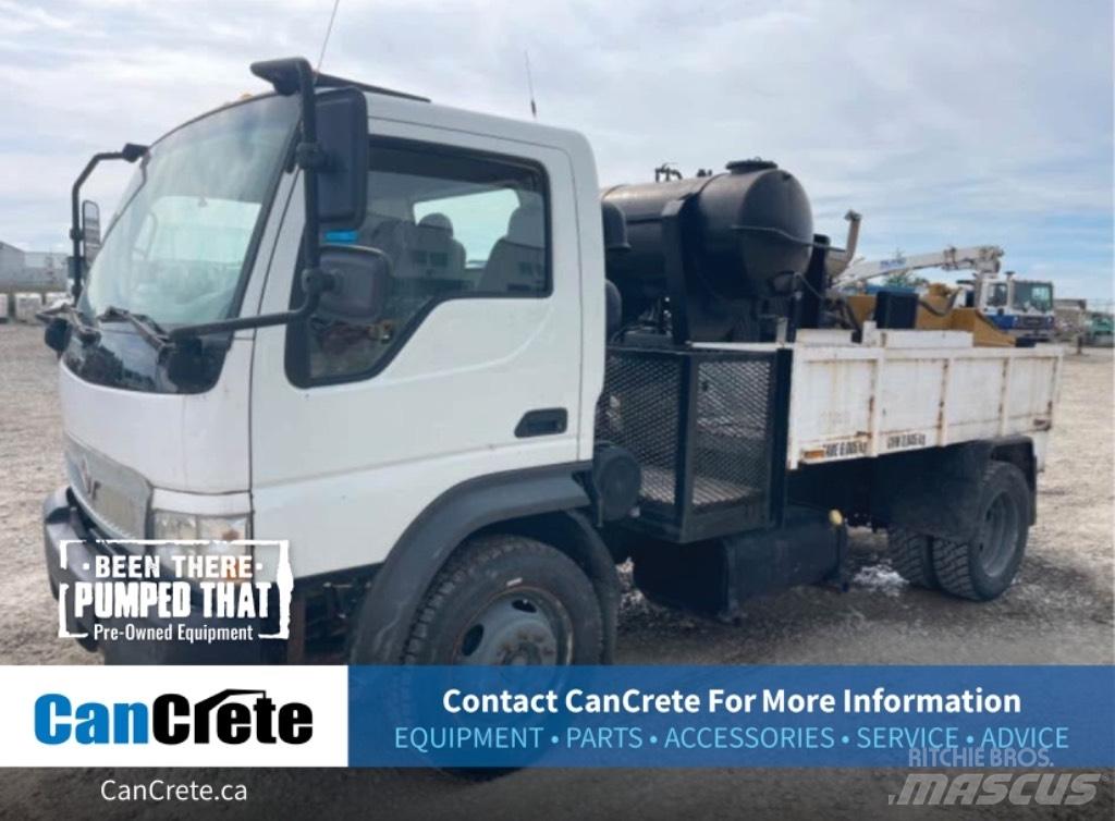 International CF600 Betooni pumpautod