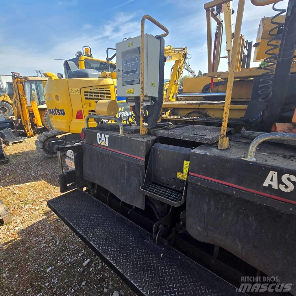 CAT AP 600 Asfaldilaoturid