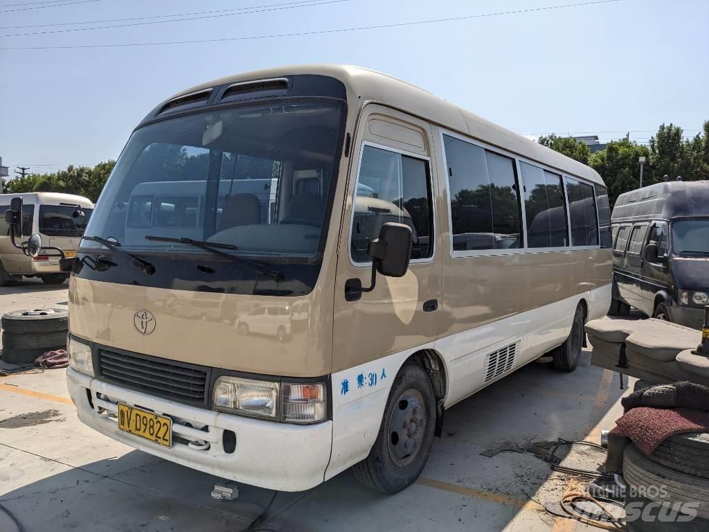 Toyota Coaster Bus Väikebussid