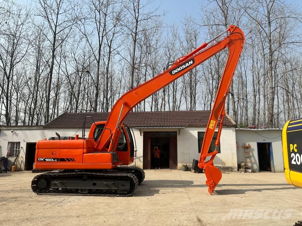 Doosan DX160LC Roomikekskavaatorid