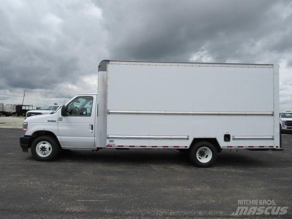 Ford E-350 Furgoonautod