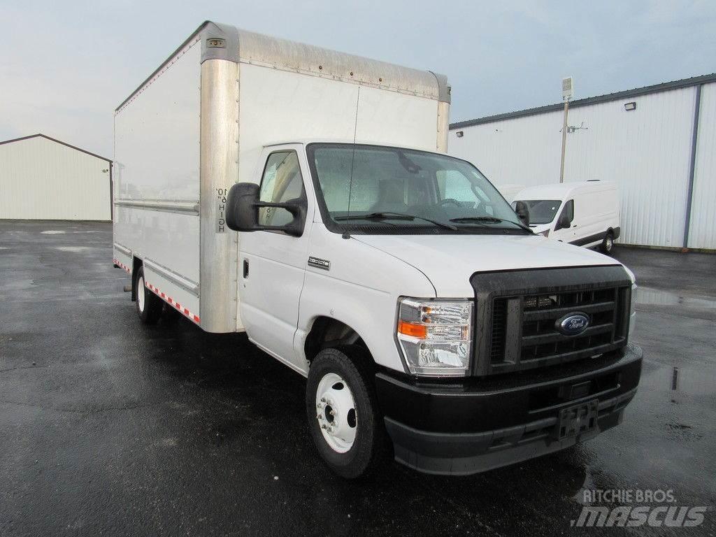 Ford E-350 Furgoonautod