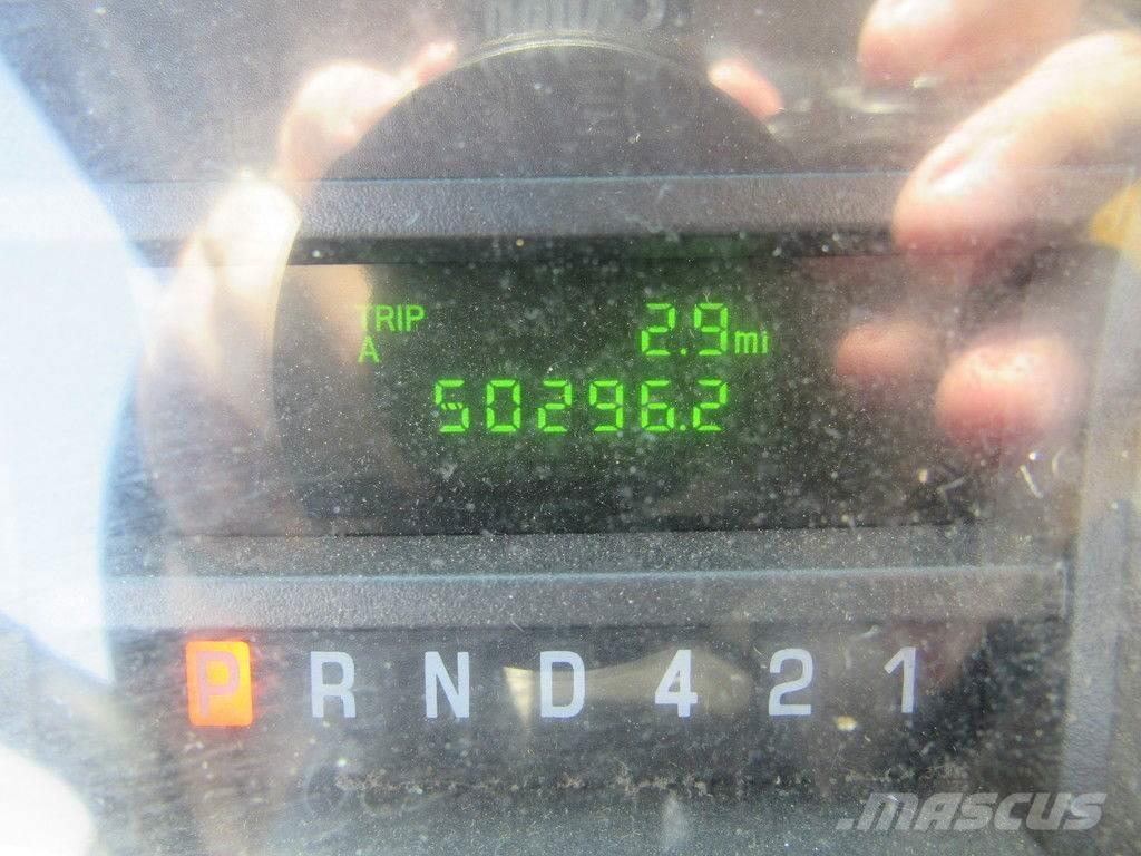 Ford E-450 Furgoonautod