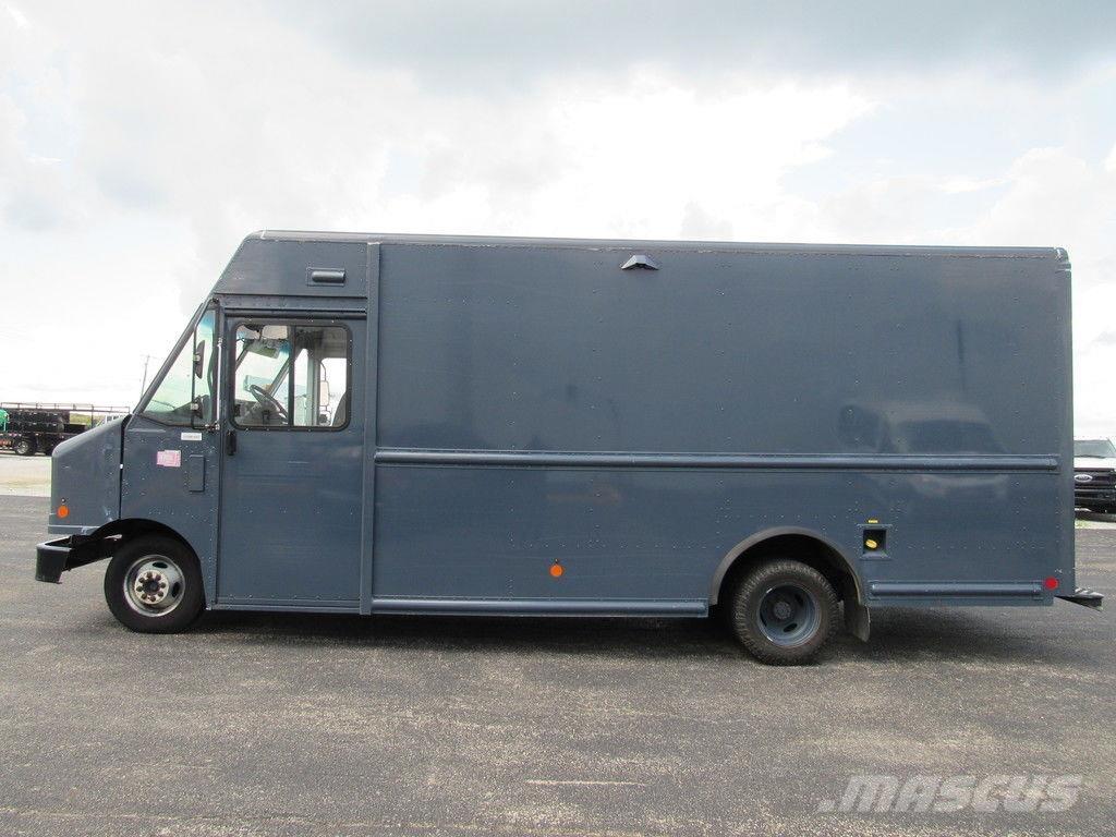 Ford E-450 Furgoonautod