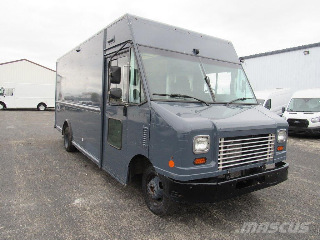 Ford E-450 Furgoonautod