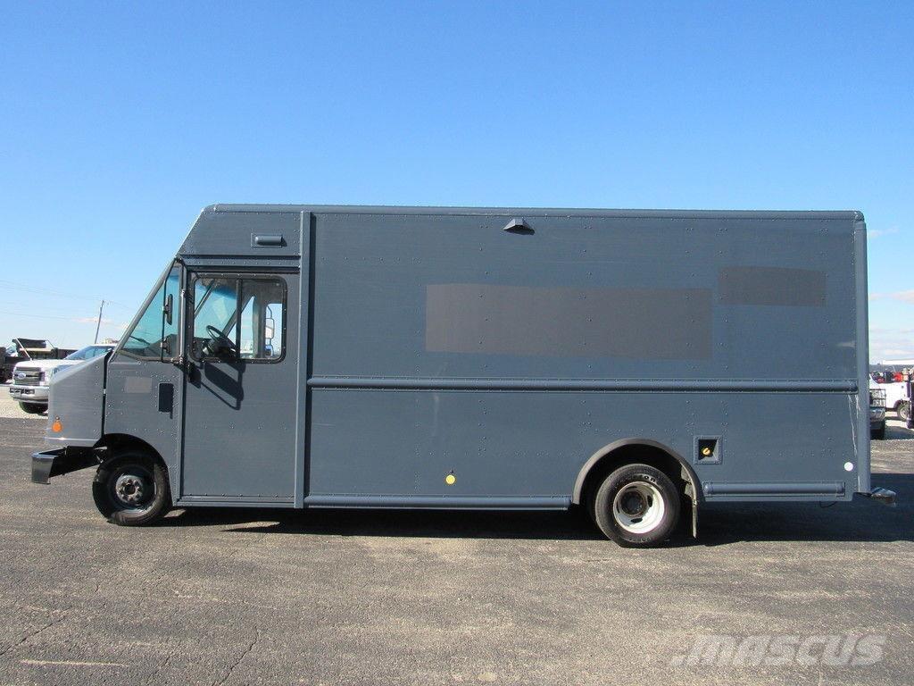 Ford E-450 Furgoonautod
