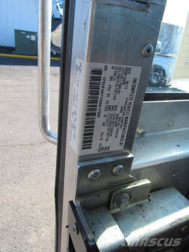 Ford F-59 Furgoonautod