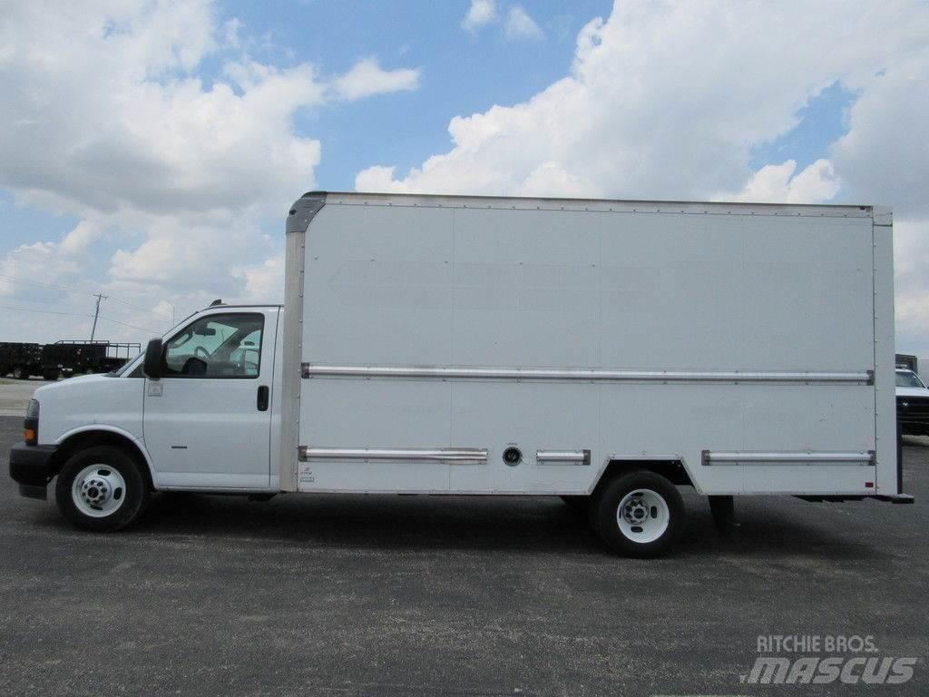 GMC Savana 3500 Furgoonautod