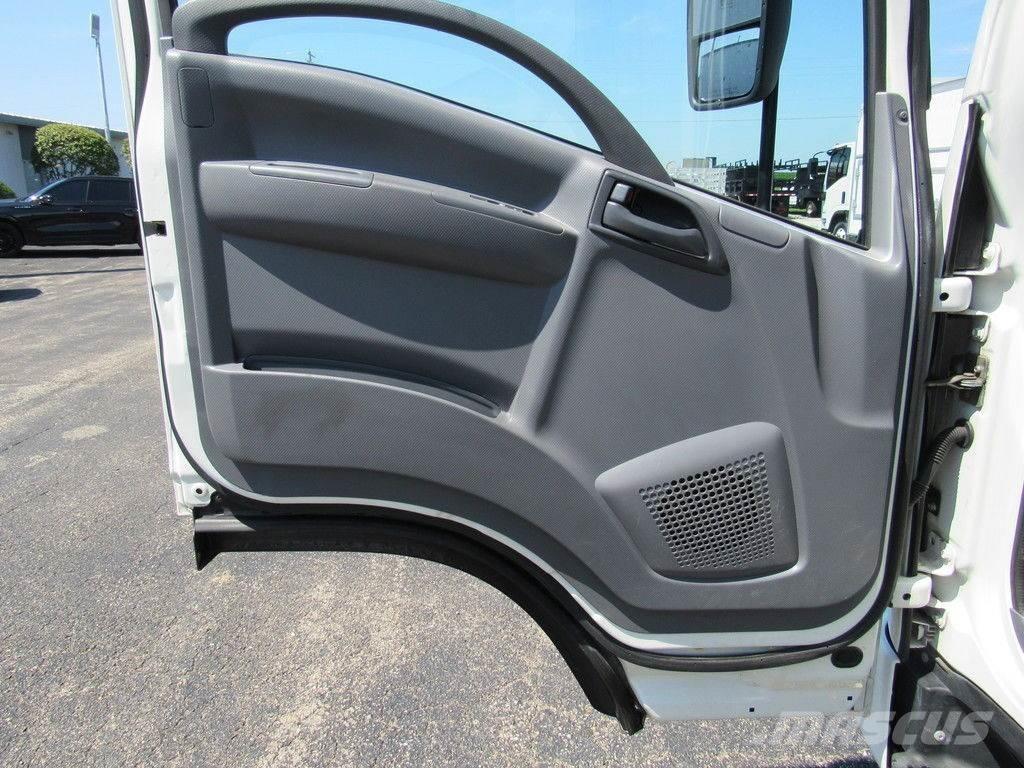 Isuzu NPR Furgoonautod