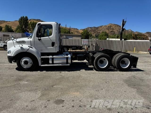Freightliner M 112 Raamautod