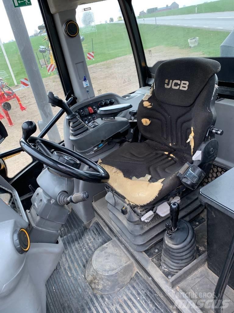 JCB TM 320 S Põllumajanduslikud teleskoopkäitlejad