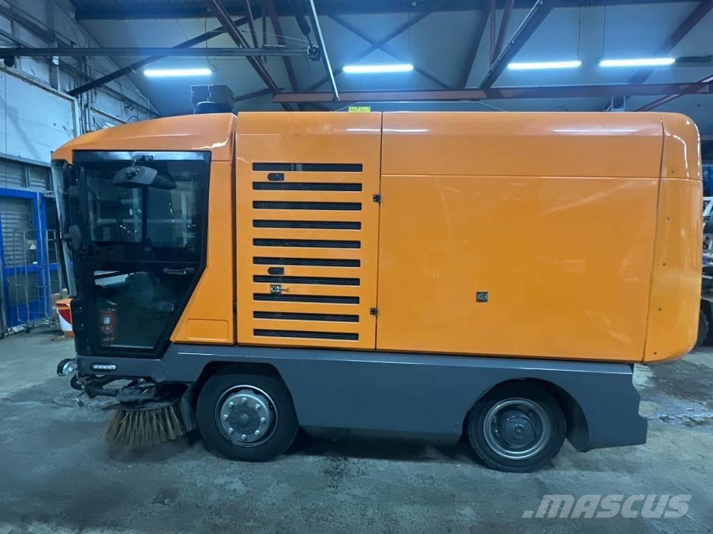 Ravo 540 STH Tänavapuhastusmasinad