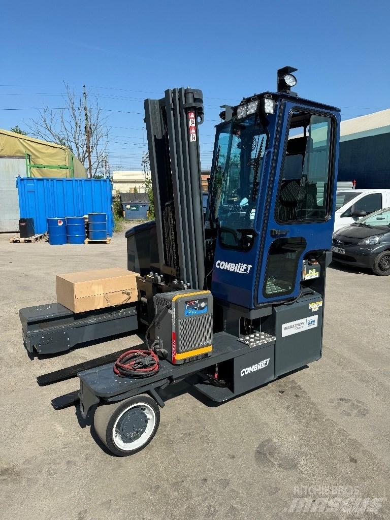 Combilift C4000ET Neljasuuna lükandmastiga tõstukid