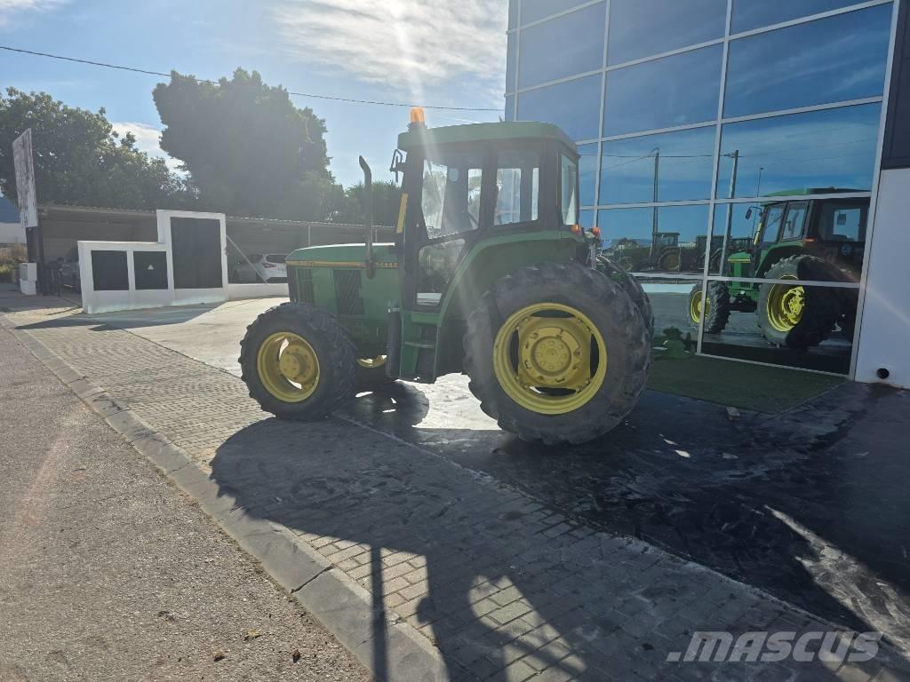 John Deere 6100 Traktorid