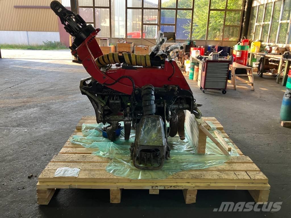 Komatsu 365.1 Laasijad