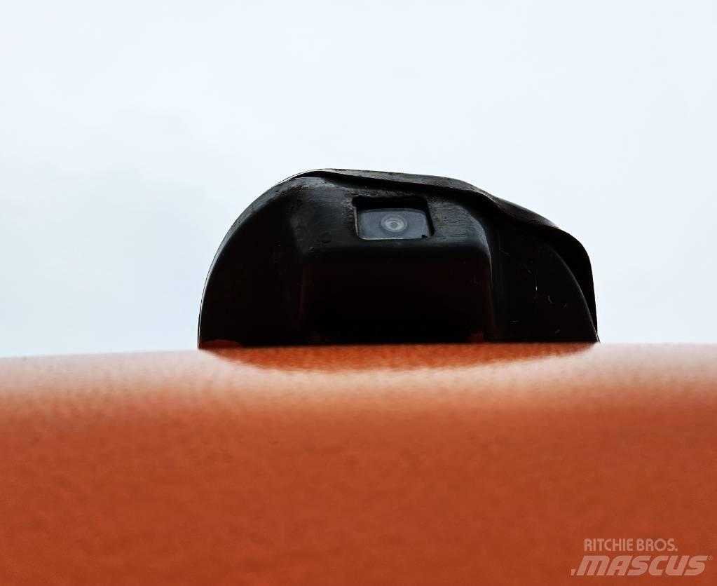 Hitachi ZX 140 W-3 Ratasekskavaatorid