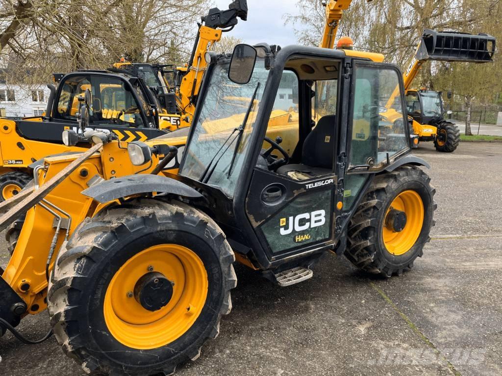 JCB 527-58 Põllumajanduslikud teleskoopkäitlejad