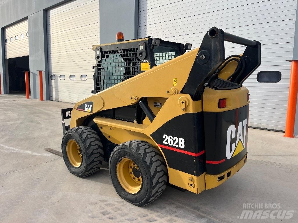 CAT 262 B Kompaktlaadurid