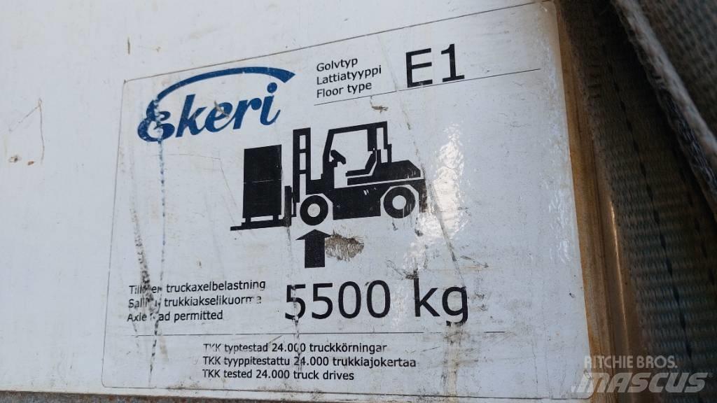 Ekeri T3-A Furgoonpoolhaagised