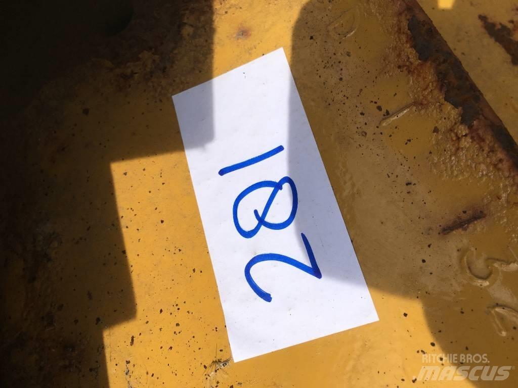 CAT D 6 N LGP Buldooserid