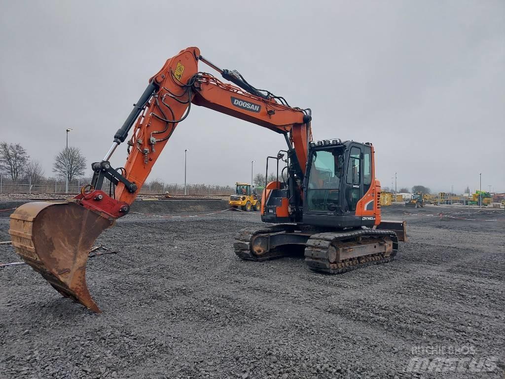 Develon DX 140 LCR-5 Roomikekskavaatorid