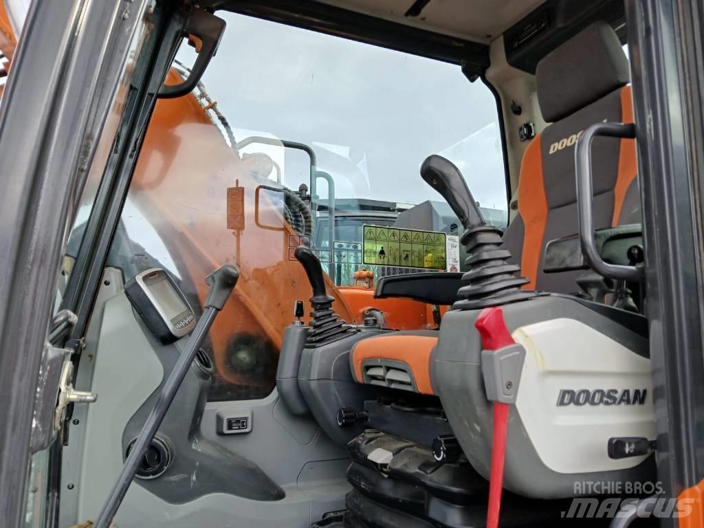 Develon DX 140 LCR-5 Roomikekskavaatorid