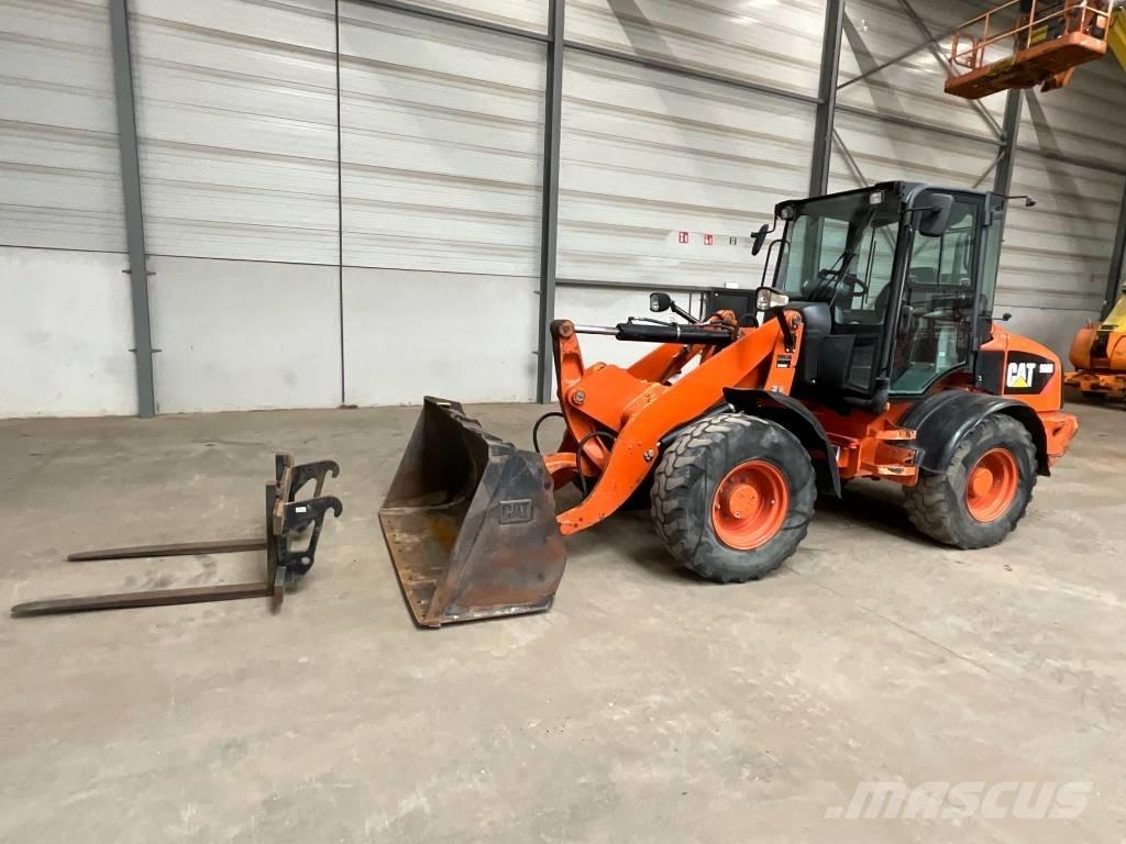 CAT 908 H Rataslaadurid