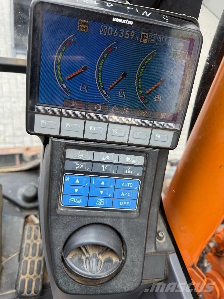 Komatsu PW 148-8 Ratasekskavaatorid