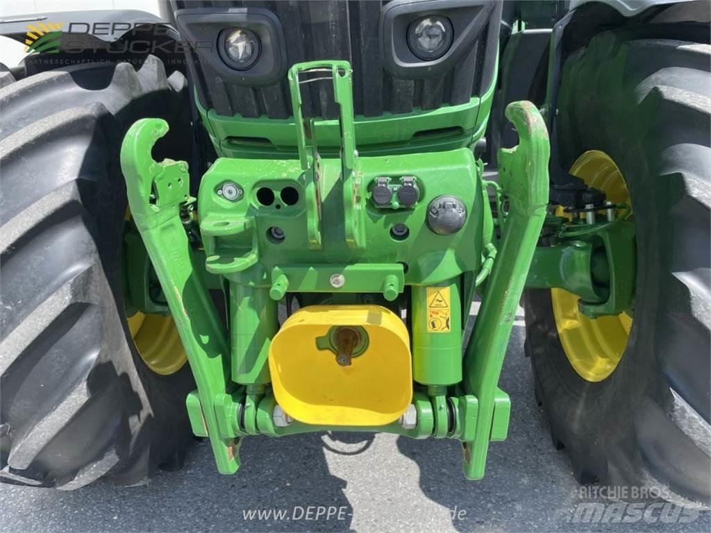 John Deere 6230R Traktorid