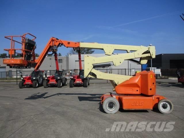 JLG E 400 AJPN (817) Kompaktsed poomtõstukid