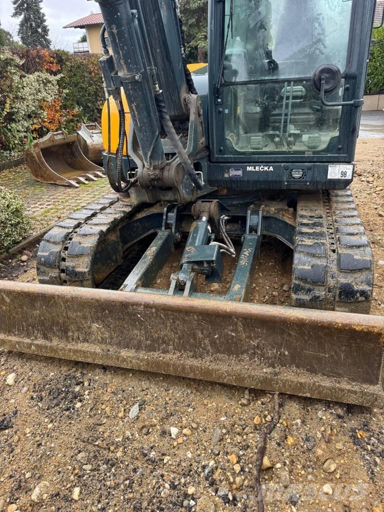 Hyundai HX 85 A Väikeekskavaatorid 7t-12t