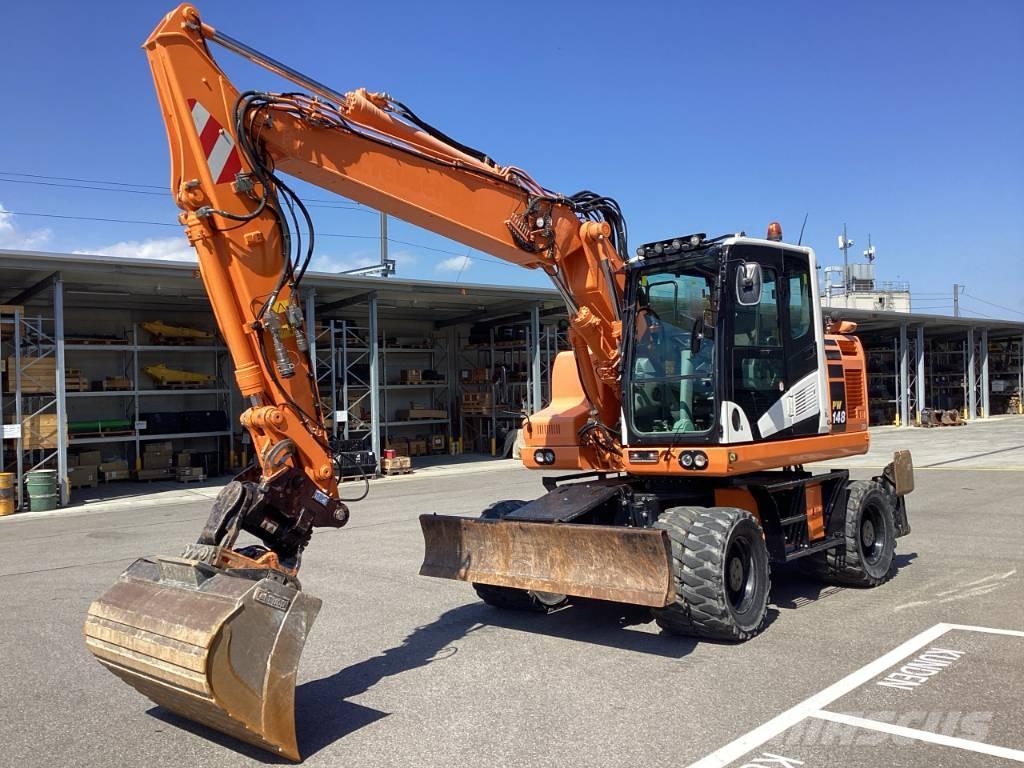 Komatsu PW 148-11 Ratasekskavaatorid