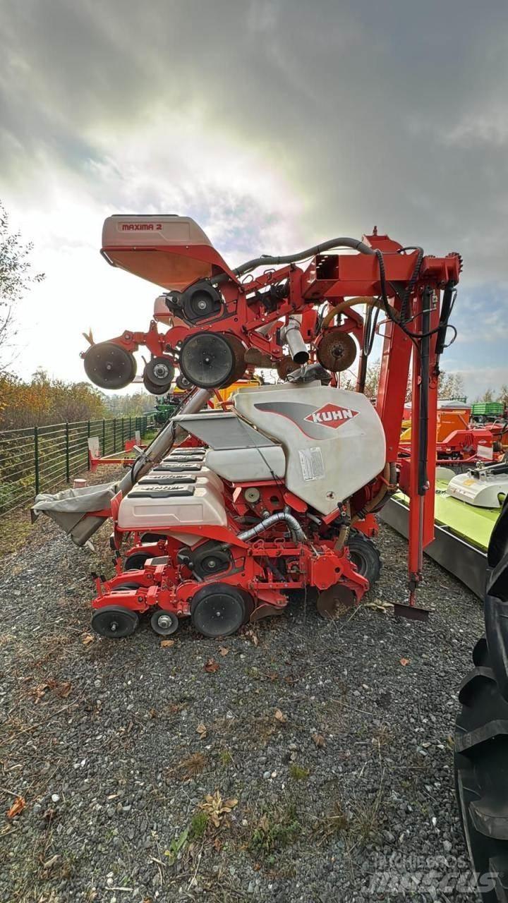 Kuhn Maxima 2RT Täppiskülvikud