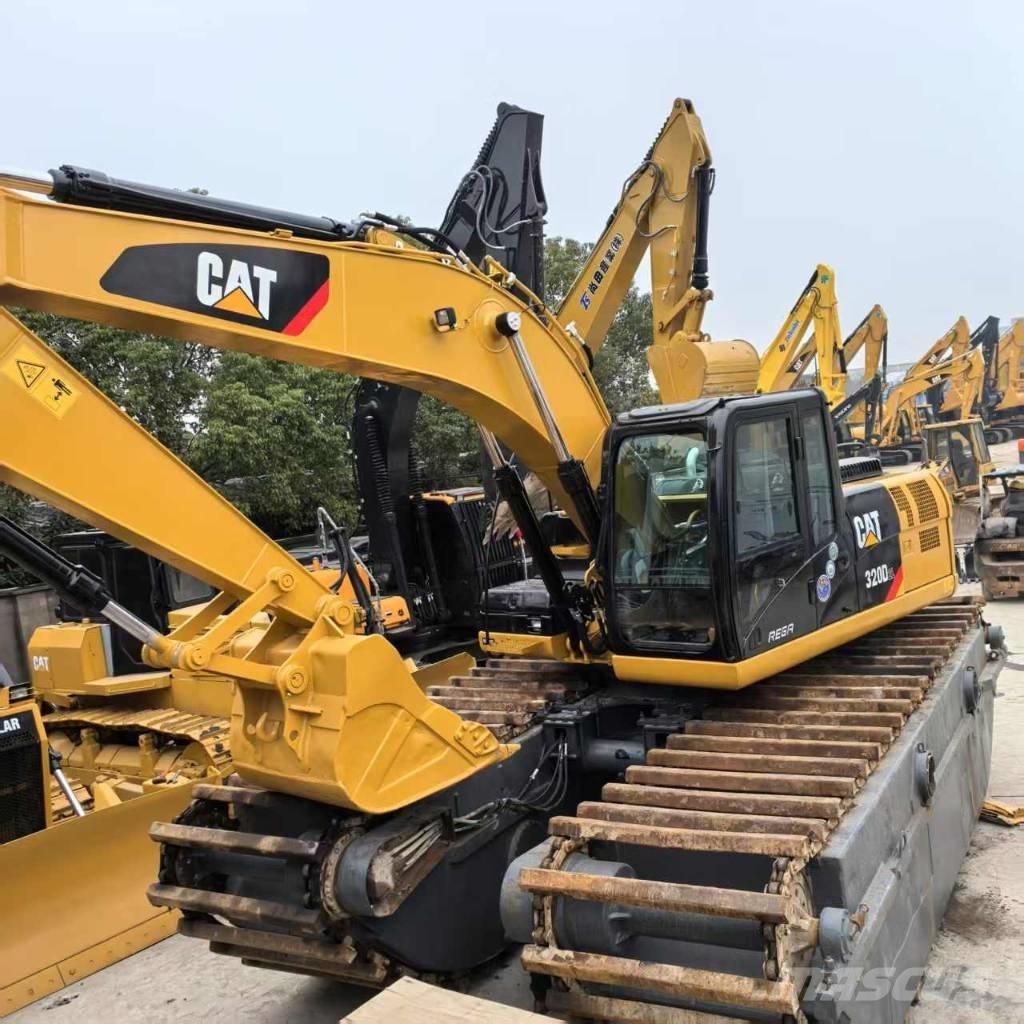 CAT 320 D Amfiib ekskavaatorid